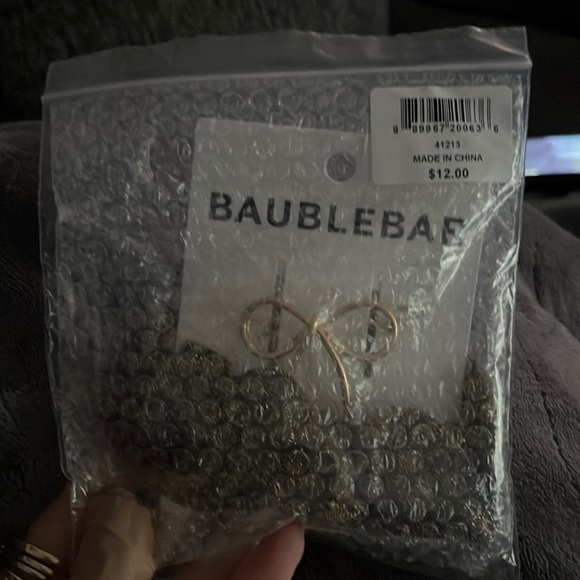 BAUBLEBAR hair scrunchie and barrette - Picture 2 of 4